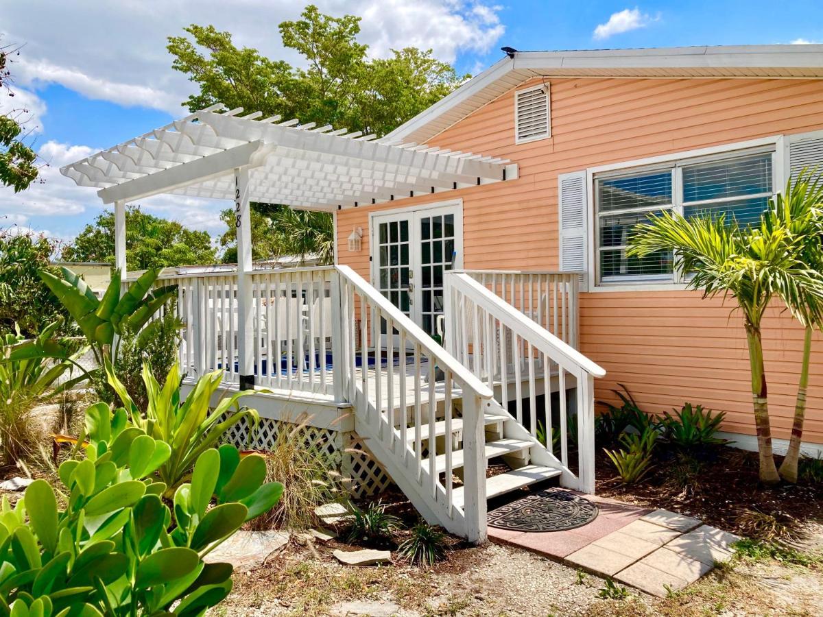 Coral Cottage Retreat North North Naples Εξωτερικό φωτογραφία